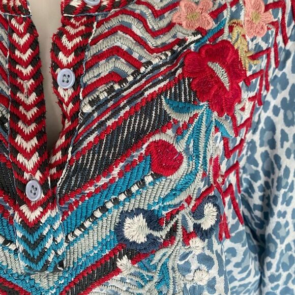 Johnny Was Navila Animal Print Silk Blouse with Embroidery S - Picture 2 of 8